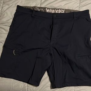 Wrangler cargo shorts